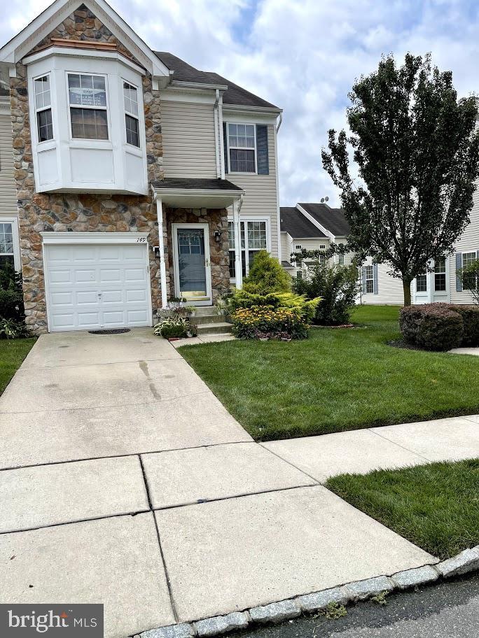 149 Chancellor Dr, Woodbury, NJ 08096 - photo 1