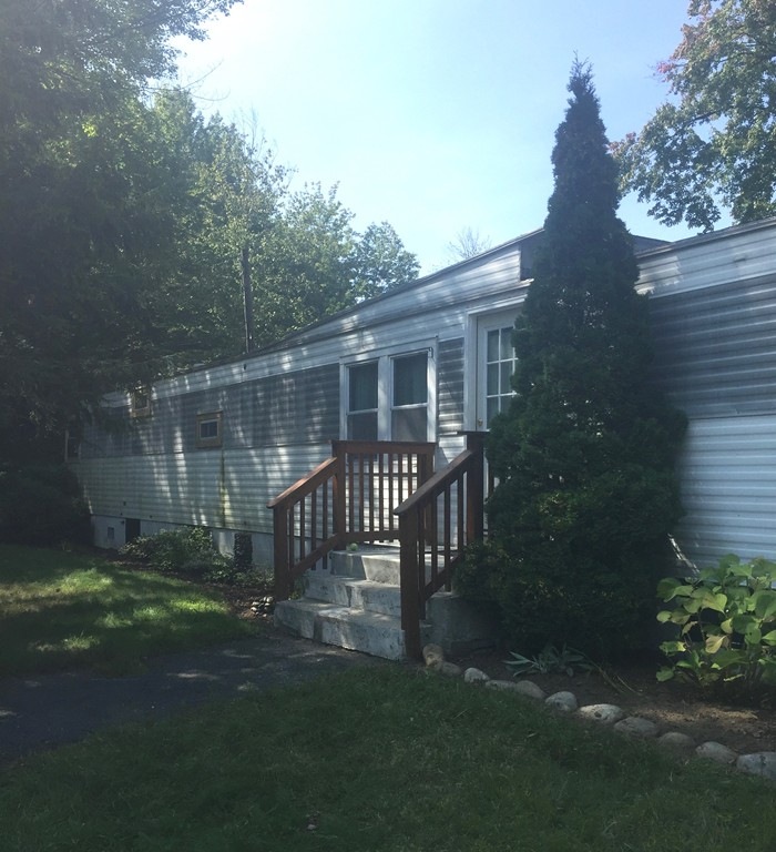 309 State Rd unit 309, South Deerfield, MA 01373 - photo 1