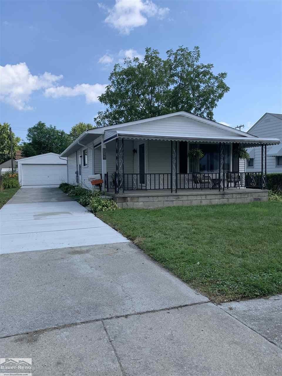 25292 Rose St, Roseville, MI 48066 - photo 1