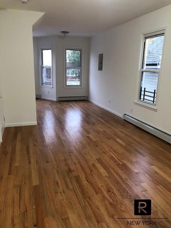 unlisted-address, Staten Island, NY 10310 - photo 1