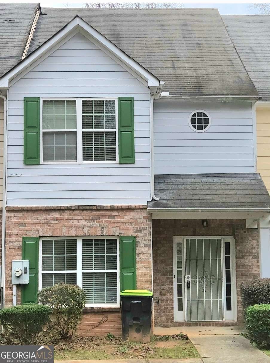 180 Brookview Dr, Riverdale, GA 30274 - photo 1