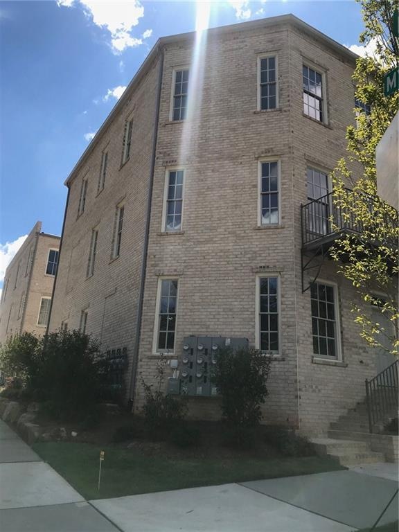 Homesite 24, End Unit!