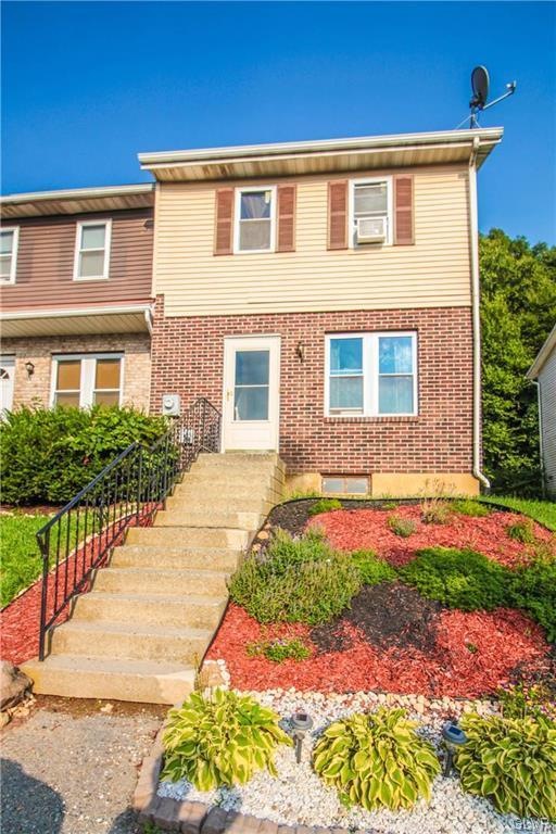 2830 Rhonda Ln, Allentown, PA 18103 - photo 1