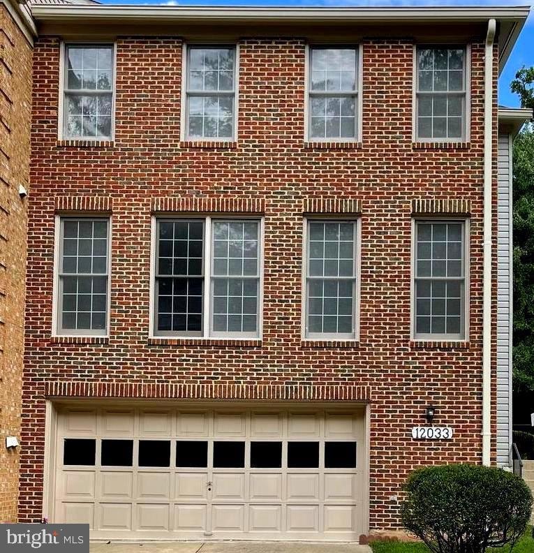 Sold $499,900 • Co-Listing Agent