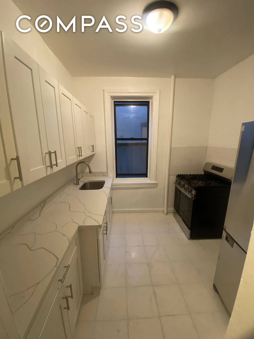 40-11 25th Ave unit 10, Long Island City, NY 11103 - photo 1