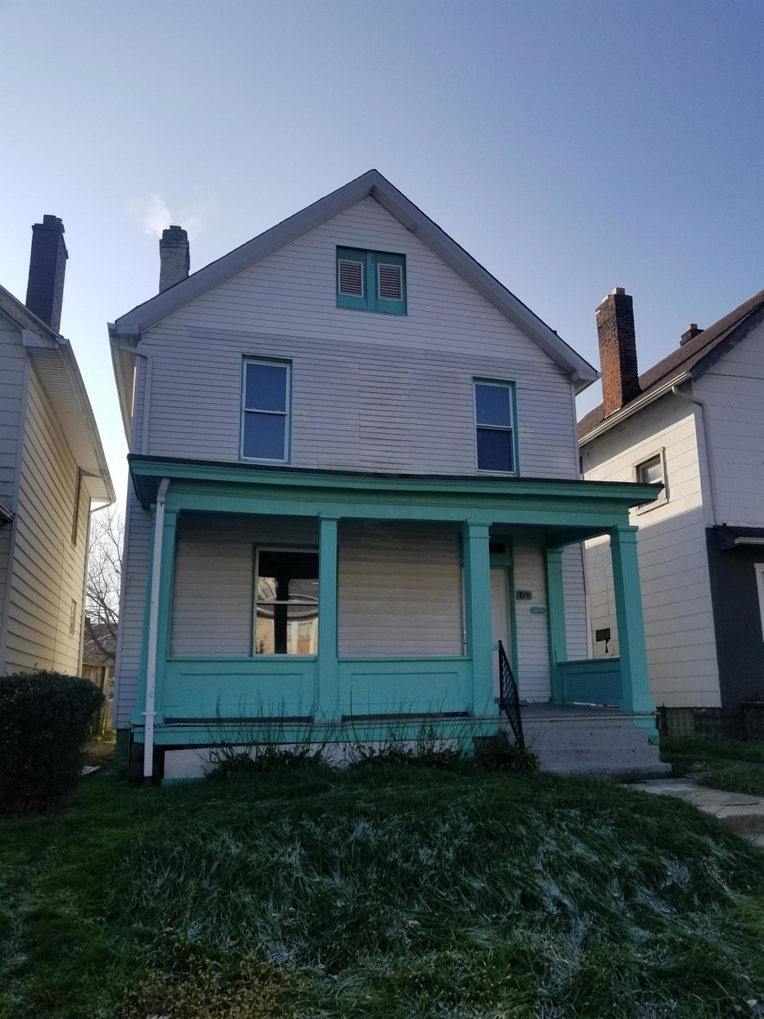 1405 Hildreth Side