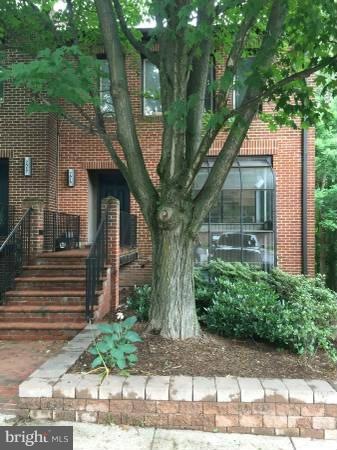 7515 Bradley Blvd, Bethesda, MD 20817 - photo 1