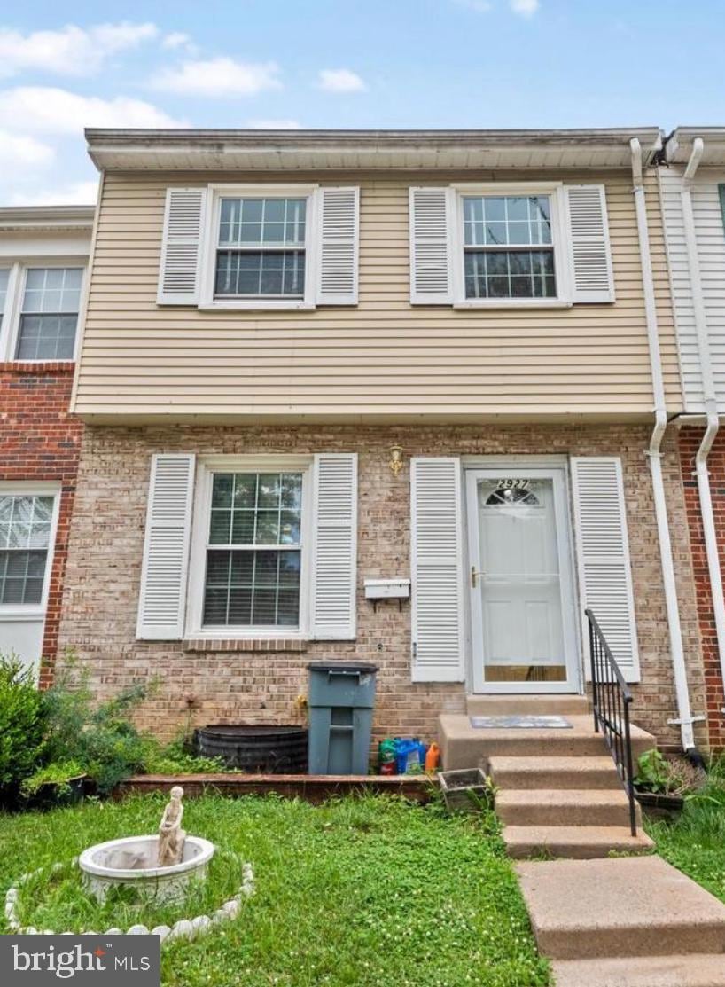 2927 Pheasant Ln, Woodbridge, VA 22191 - photo 1