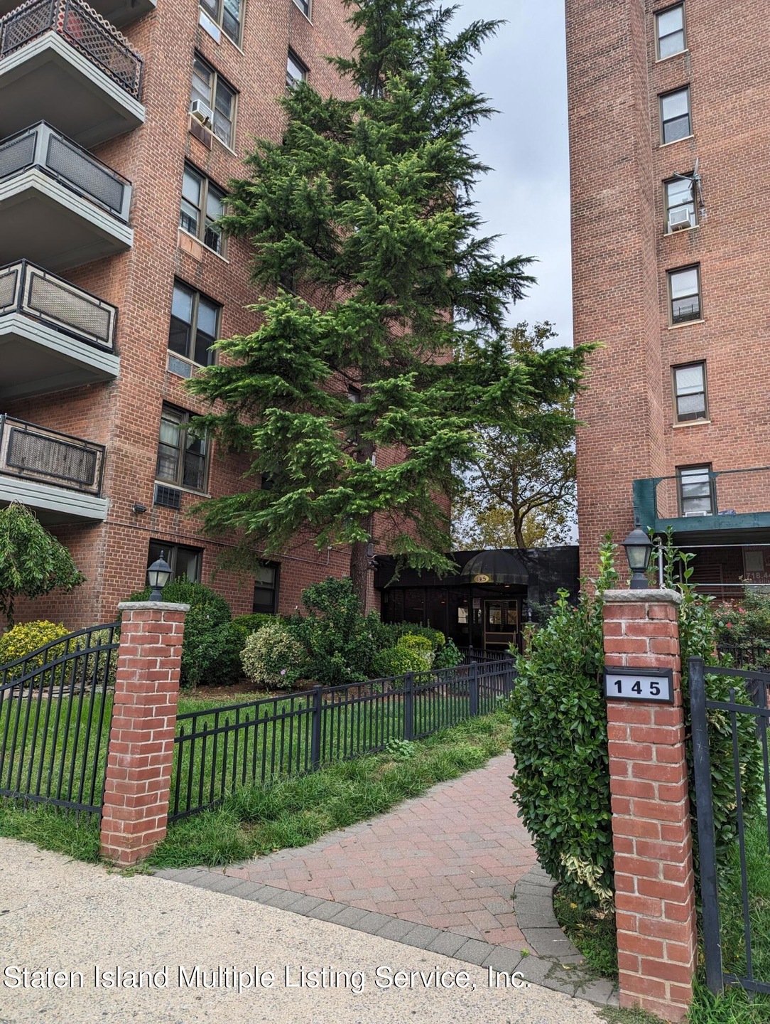 145 Lincoln Ave 4Y # 1