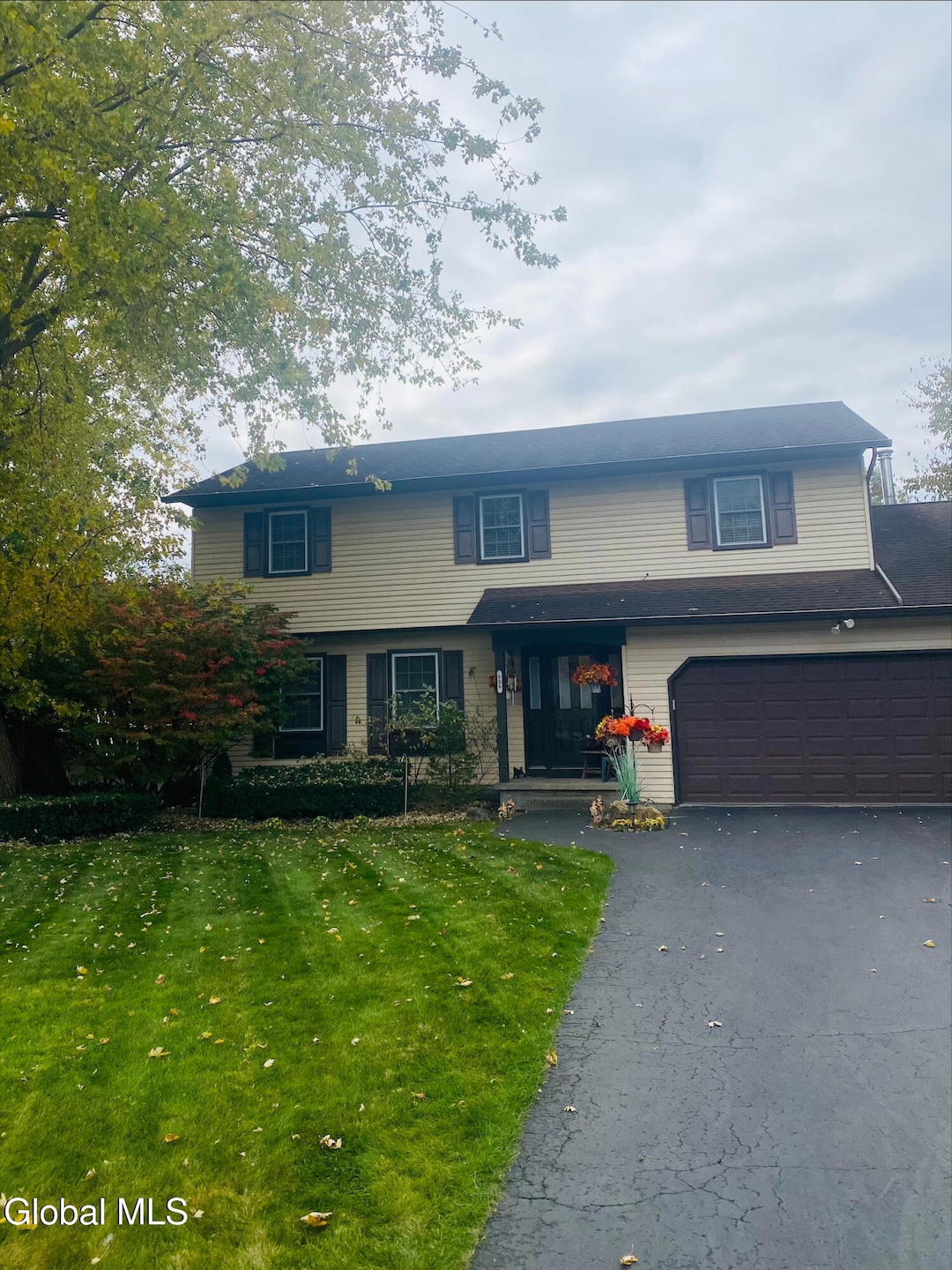 606 Tedesco Ct, Schenectady, NY 12303 - photo 1