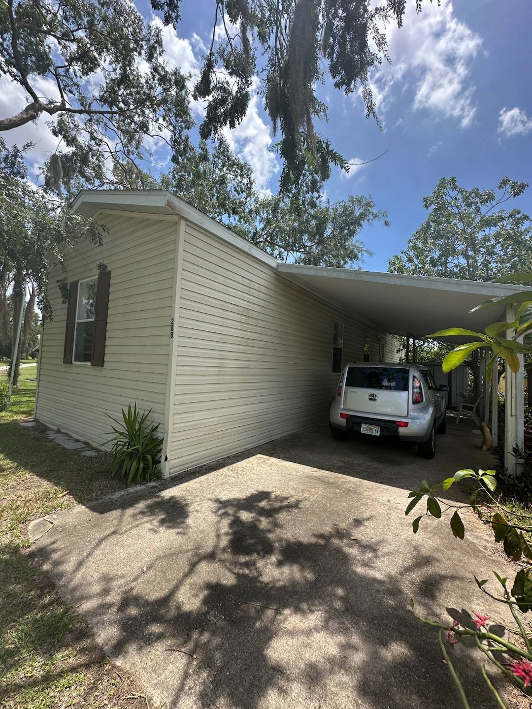 218 Third St, Valrico, FL 33594 - photo 1