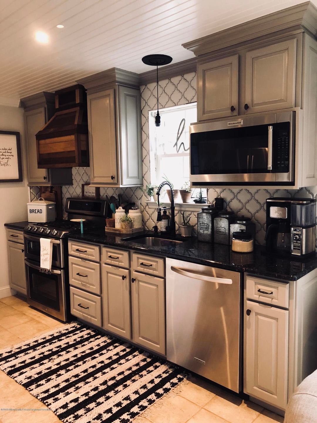 18 Hillcrest Ln, Little Egg Harbor Township, NJ 08087 - photo 1