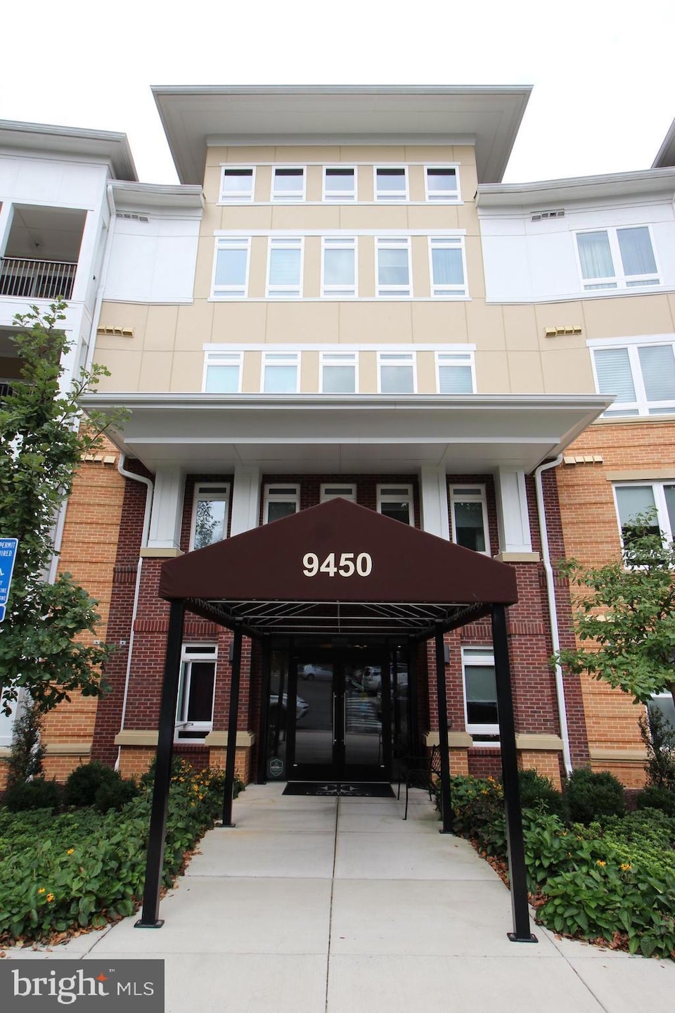 Enclave unit 207, Fairfax, VA 22031 - photo 1