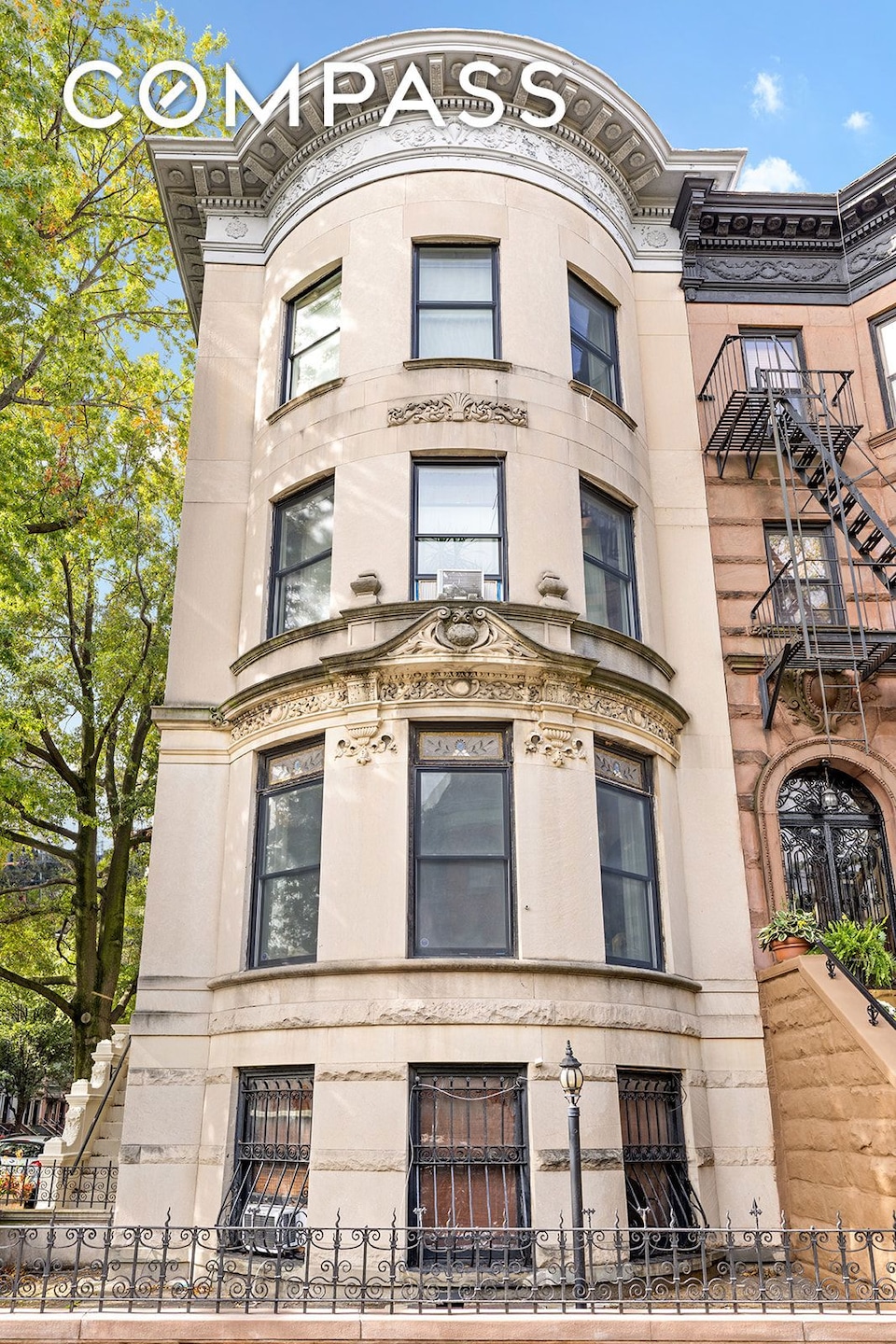 For Sale $2,750,000 • Co-Listing Agent