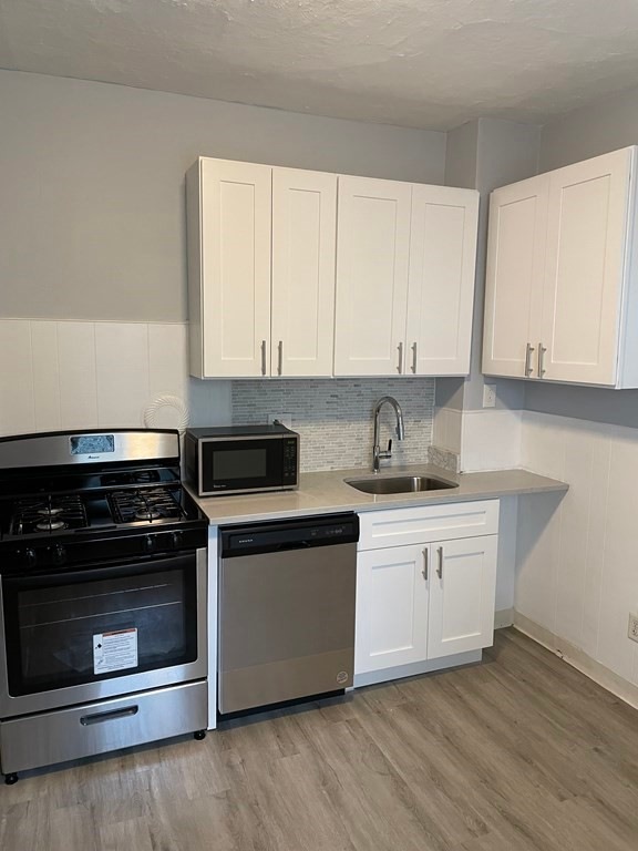 53 Oak St unit 1, Somerville, MA 02143 - photo 1