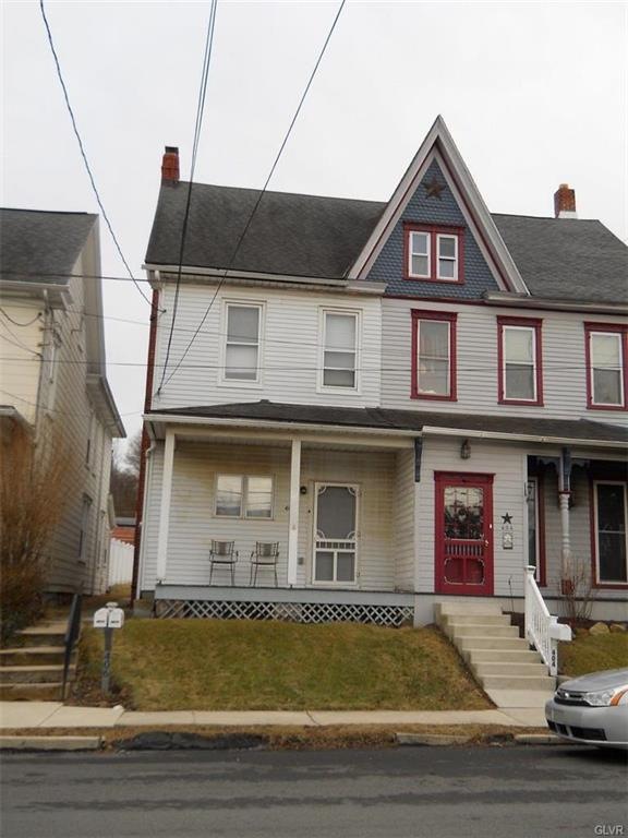406 E Washington St, Slatington, PA 18080 - photo 1