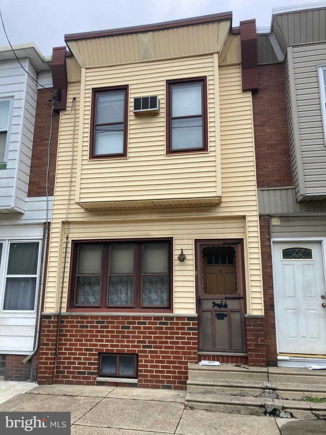 2818 Lefevre St, Philadelphia, PA 19137 - photo 1