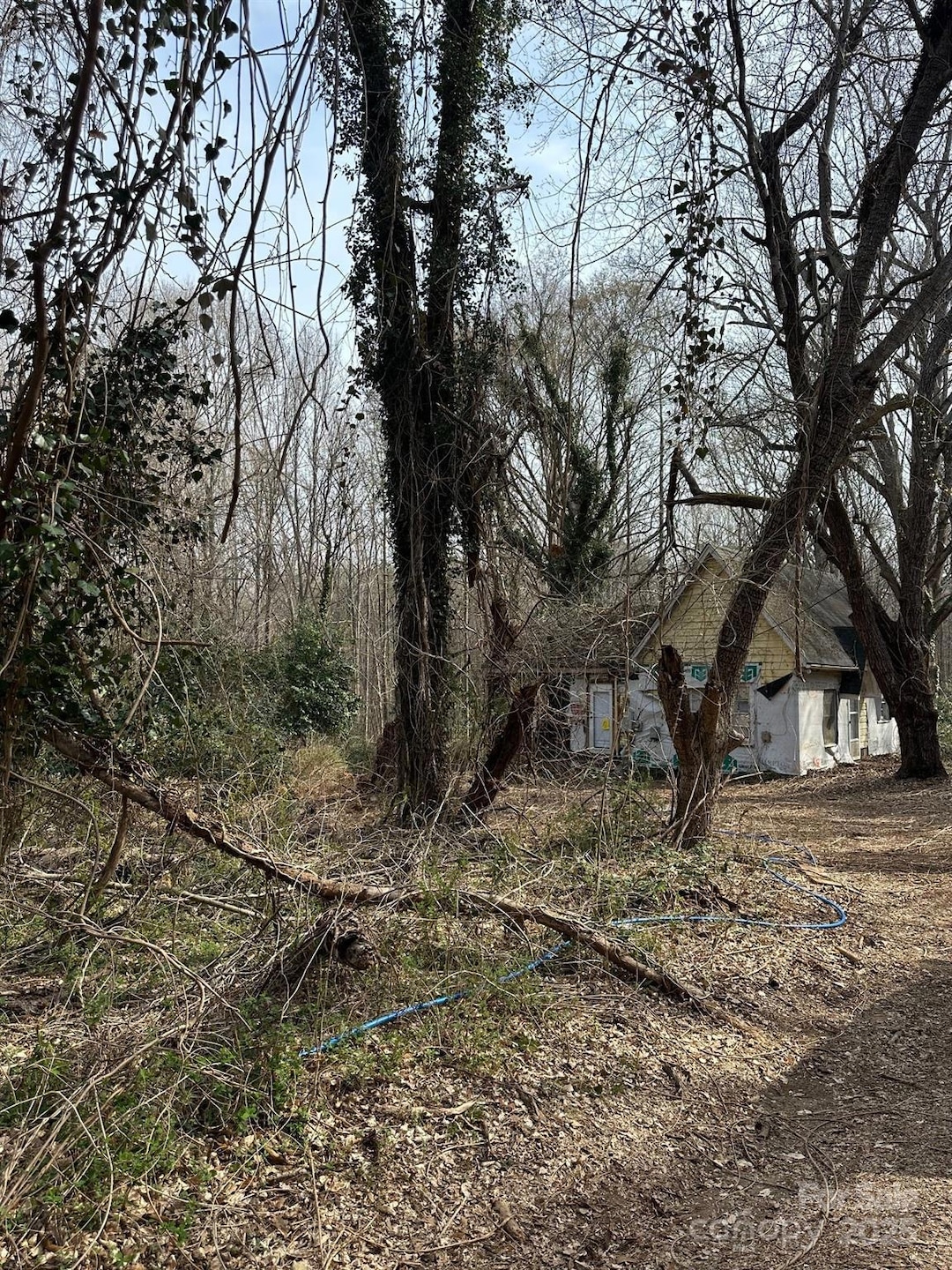 1335 Kings Cir, Shelby, NC 28150 - photo 1