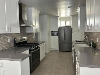 3002 Manhattan Ave, La Crescenta, CA 91214 - photo 2