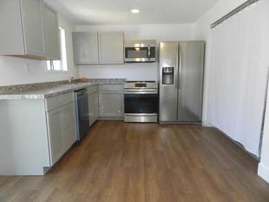 2000 Brookhurst St unit 25, Medford, OR 97504 - photo 3