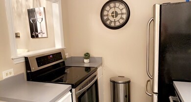 21 Margin St unit 29, Lynn, MA 01905 - photo 3