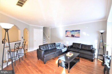 8304 Duck Hawk Way unit 3, Lorton, VA 22079 - photo 2