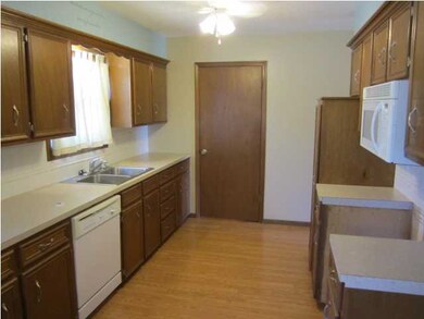 Spacious kitchen
