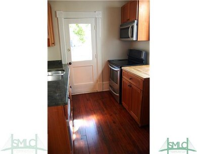 115 W Perry St unit up, Savannah, GA 31401 - photo 5