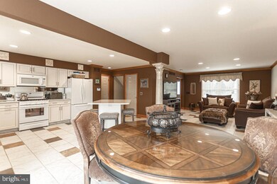 18 Greenleaf Cir, Perkasie, PA 18944 - photo 5