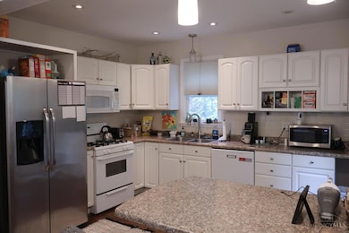 4654 Winton Rd, Cincinnati, OH 45232 - photo 4