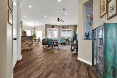 627 Bois d Arc St, Whitesboro, TX 76273 - photo 5