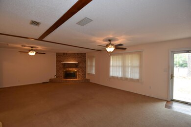 1209 Pinewood Ln, Crestview, FL 32539 - photo 4