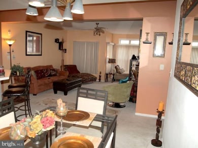 8803 Groffs Mill Dr unit 8803, Owings Mills, MD 21117 - photo 4