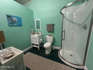 241 Fernwood Dr unit Garage, Pass Christian, MS 39571 - photo 6