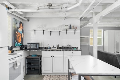 1977 Fairview St unit 1, Houston, TX 77019 - photo 7