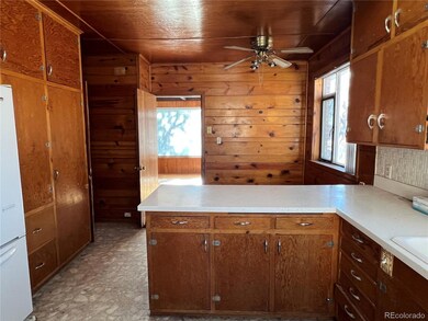 2916 8th Ave, Pueblo, CO 81008 - photo 4