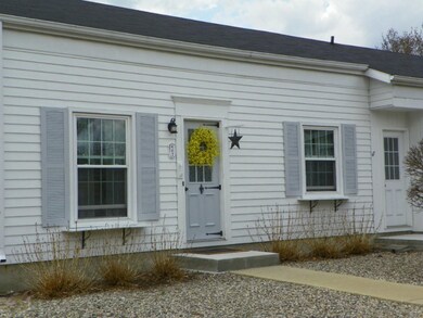 607 Carriage Lane 004