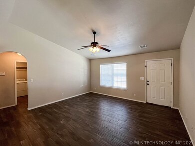 8611 S 264th Ave E, Broken Arrow, OK 74014 - photo 6