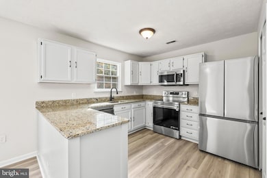 306 Kings Crest Dr, Stafford, VA 22554 - photo 7