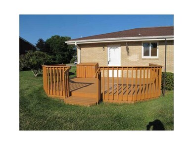 Patio/Deck. Deck!