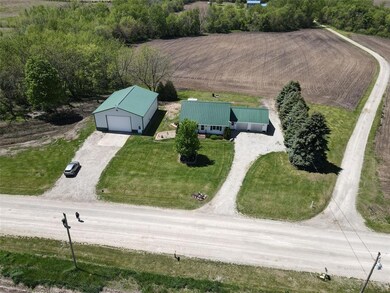 5006 Rolling Acres Rd, Walker, IA 52352 - photo 3