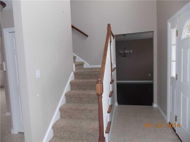 Entry/Foyer.