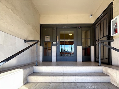 800 Pacific Ave unit 300, Long Beach, CA 90813 - photo 3