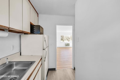 49 Laurel Place unit A, Eatontown, NJ 07724 - photo 7