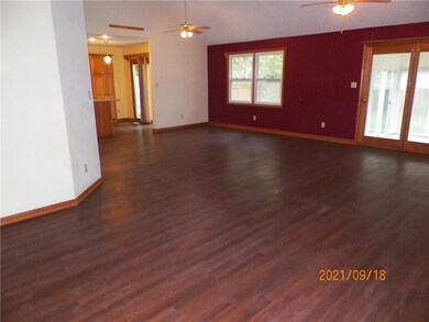 3515 Richland Dr, Columbus, IN 47203 - photo 5