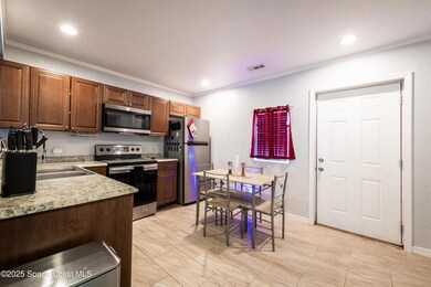 507 N Carolina Ave, Cocoa, FL 32922 - photo 4