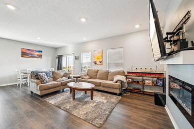 1138 Gelbray Dr, Obetz, OH 43207 - photo 5