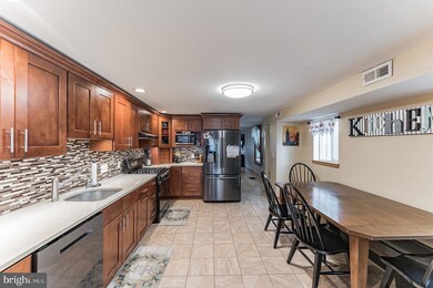 2620 Ash St, Philadelphia, PA 19137 - photo 7