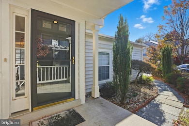 8341 Marketree Cir, Montgomery Village, MD 20886 - photo 3