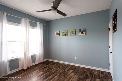 203 Copper Creek Dr, Mount Washington, KY 40047 - photo 5